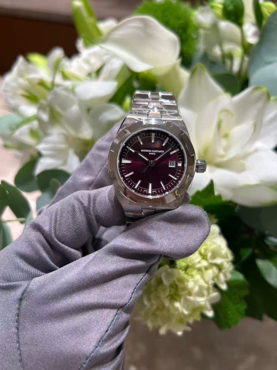 Vacheron Constantin Overseas