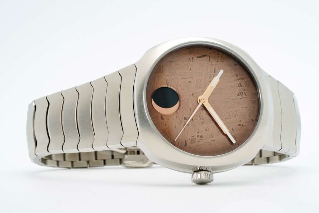H. Moser & Cie. Streamliner Centre Seconds (Meteorite / Moon Phase)