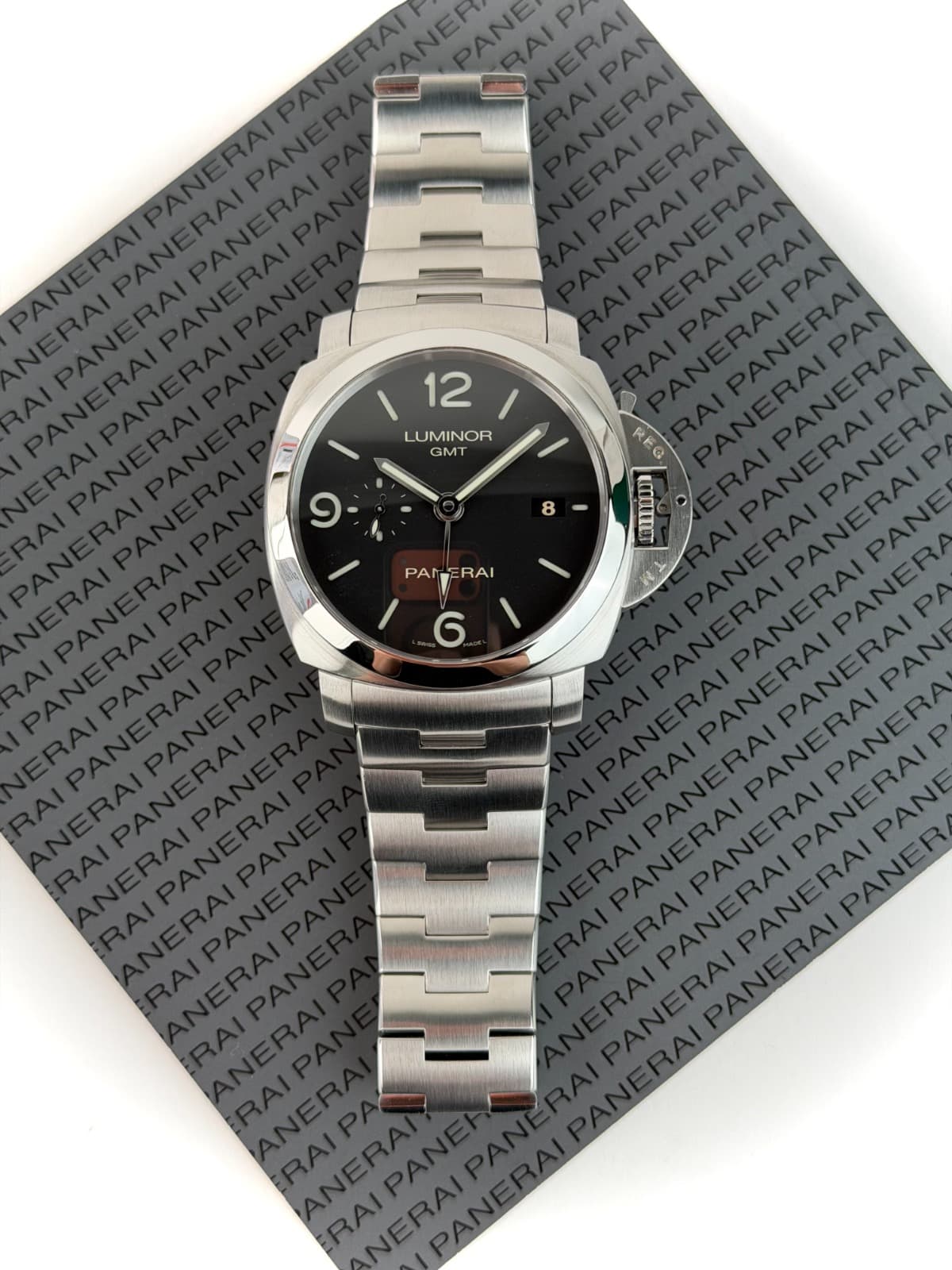 Panerai Luminor 1950 3 Days GMT