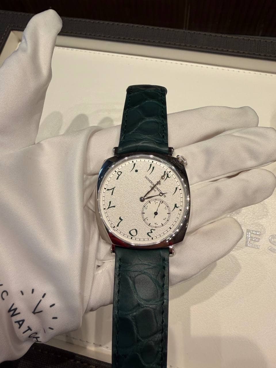 Vacheron Constantin Overseas Self-Winding
