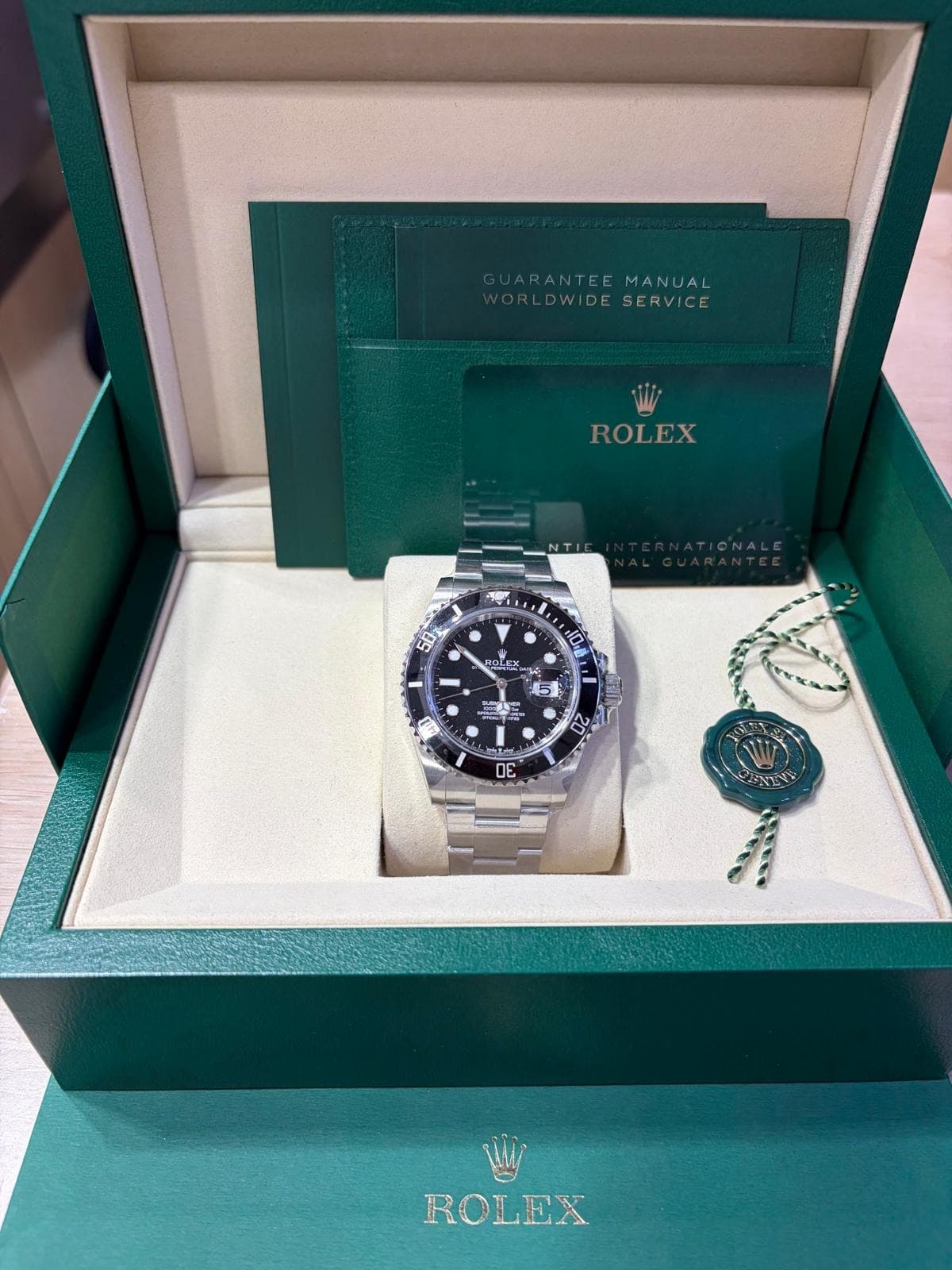 Rolex Submariner Date