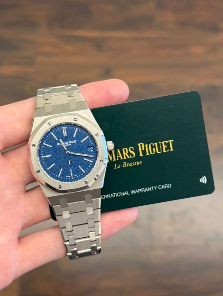 Audemars Piguet Royal Oak Jumbo Extra-Thin