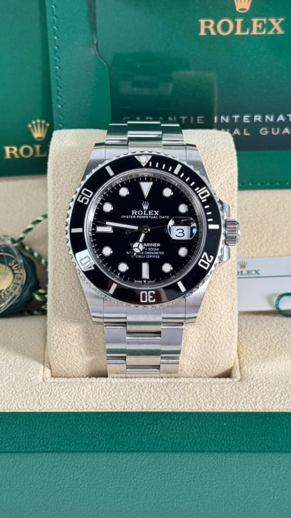 Rolex Submariner Date