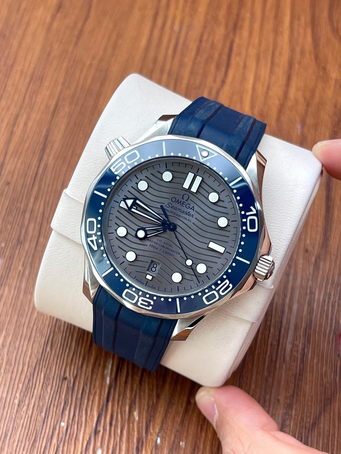 Omega Seamaster Diver 300M