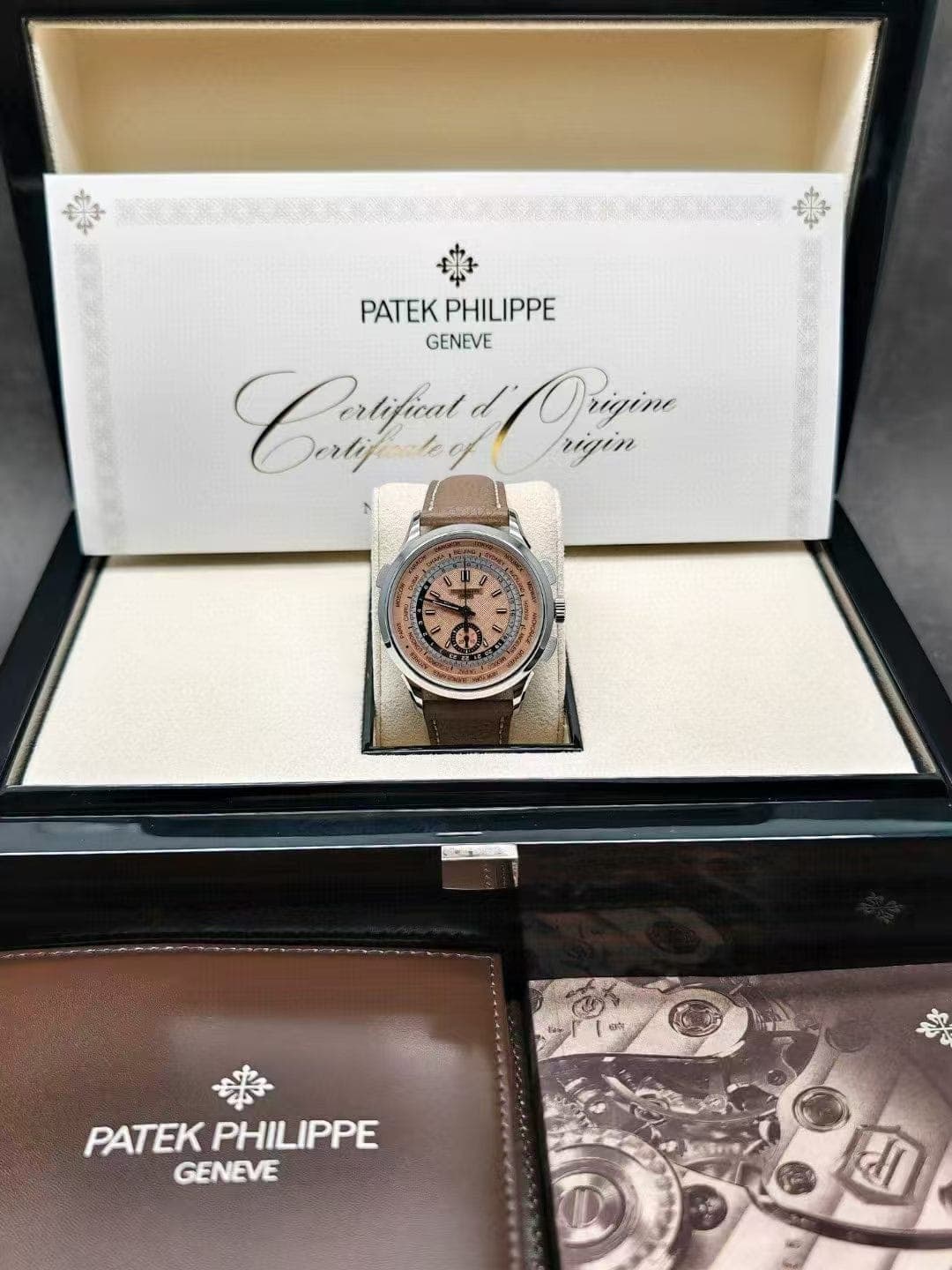 Patek Philippe Complications World Time Chronograph
