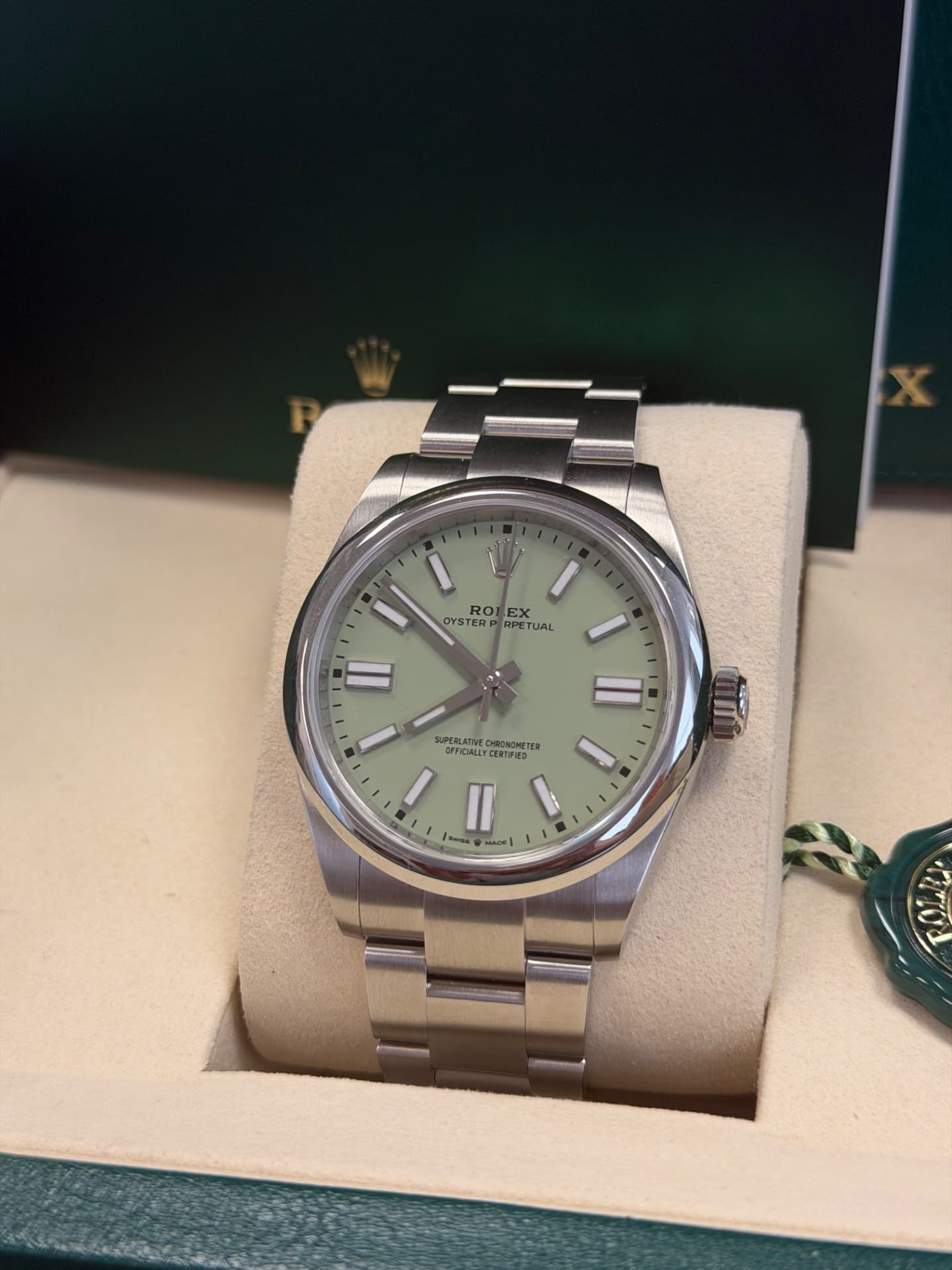 Rolex Oyster Perpetual 40