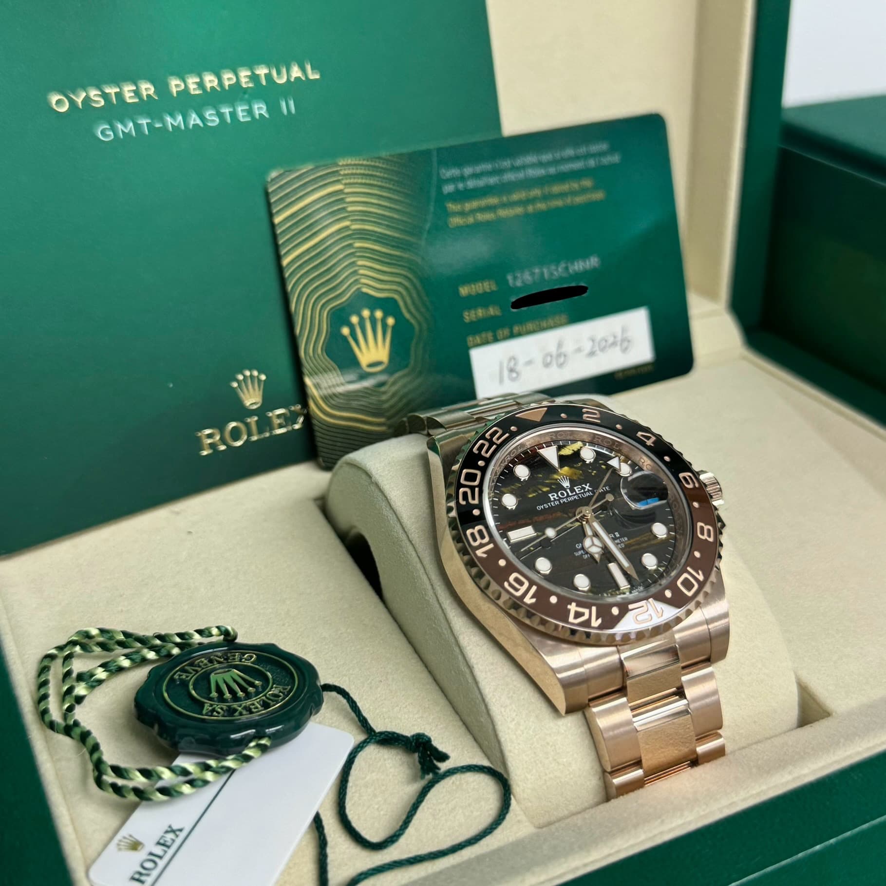 Rolex GMT-Master II (Rose Gold)