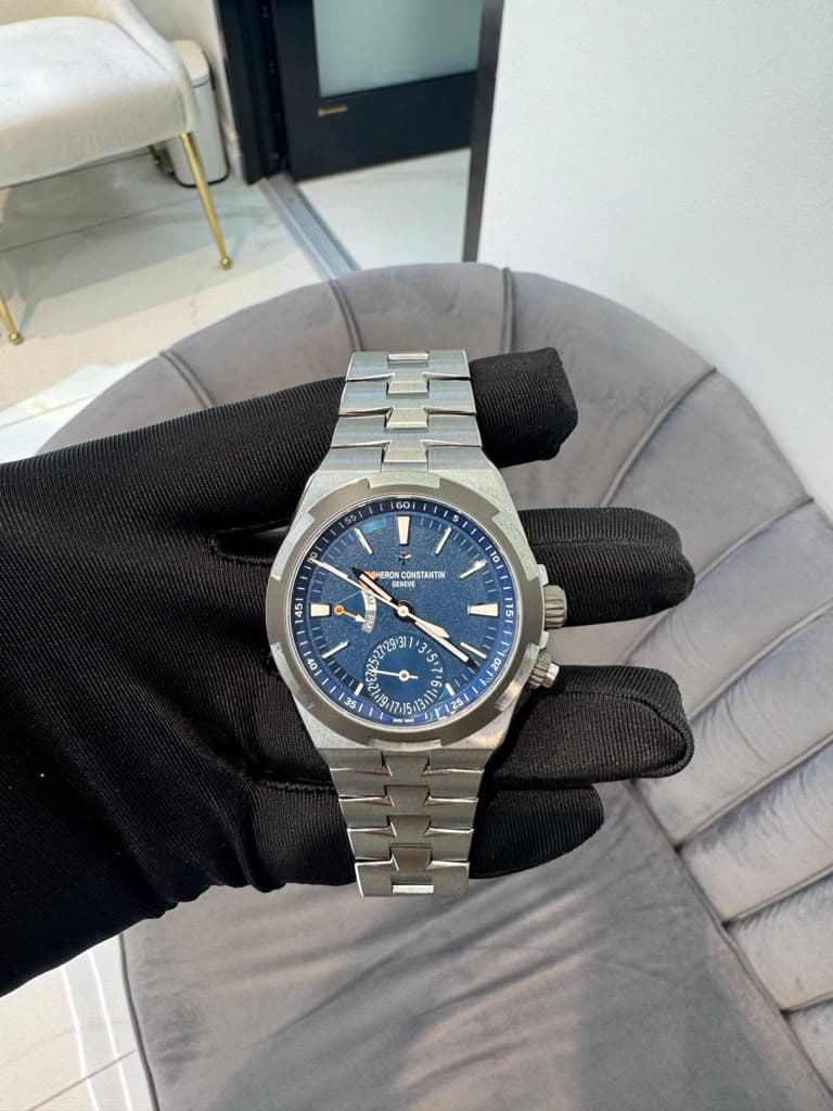 Vacheron Constantin Overseas Dual Time Cardinal Points