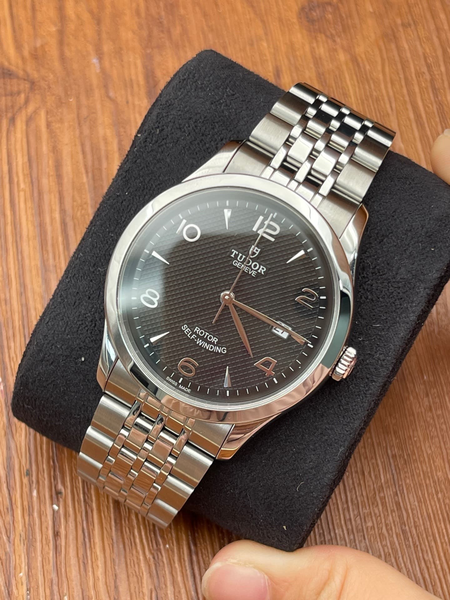 Tudor Black Bay Pro