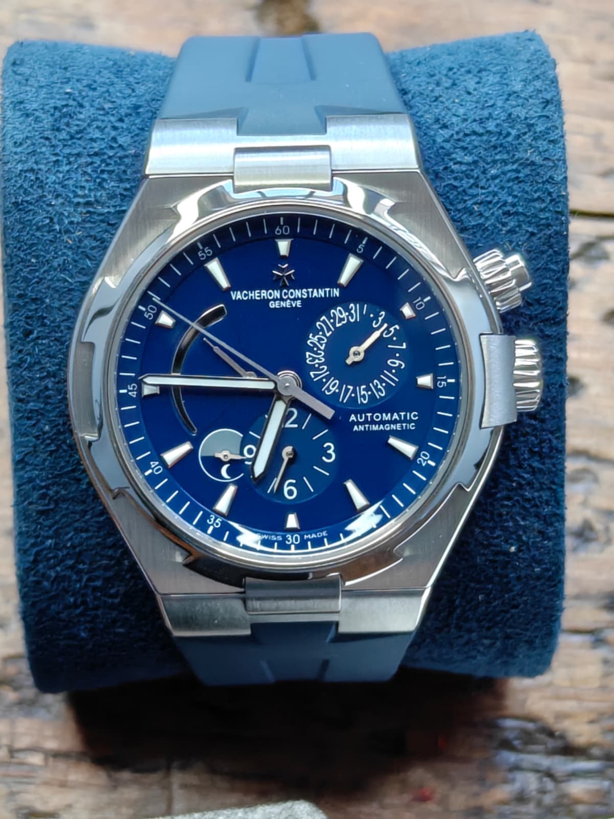 Vacheron Constantin Overseas Dual Time