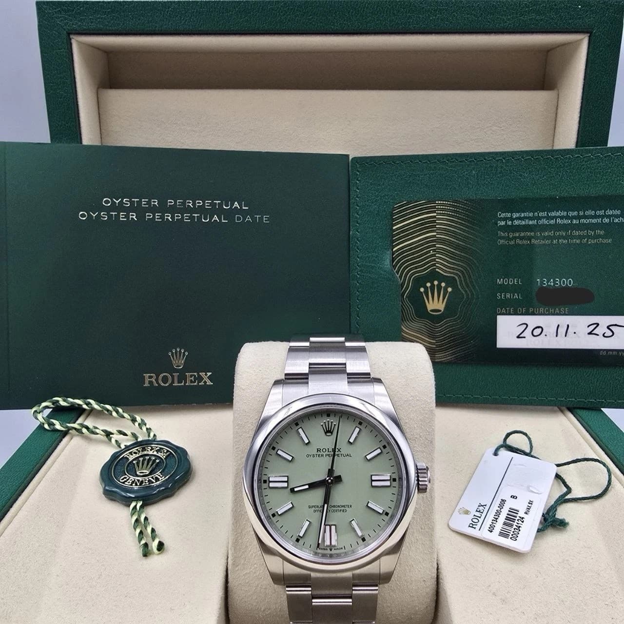 Rolex Oyster Perpetual 40